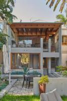 Stunning 3-BR Architectural Gem - B&B Sydney
