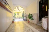 Home Vaticano 50 steps from Museum - B&B Roma
