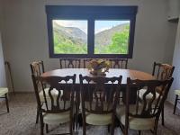 Casa Bajo Castillo - Bed and Breakfast Montán
