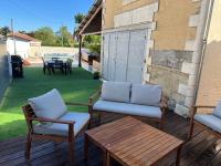 Villa 270 m2 piscine chauffée SPA salle de cinéma 12 pers proche mer - Chambres d'hôtes Lussant
