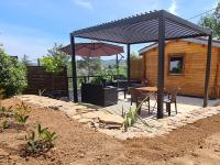 Charmant chalet en bois - Ardèche - Chambres d'hôtes Joyeuse