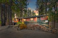 Forest Cottage With Hot Tub - B&B Big Bear Lake