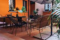Portico Provenzali - B&B Cento