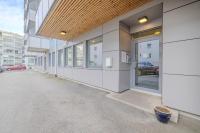 Sea & City View Apartment with Balcony in Central Ålesund Walkable Location - B&B Ålesund