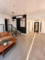 Stylish Studio at Vinegar Works Opposite Station Perfect for Business Stays - Sleeps 2 - B&B Worcester