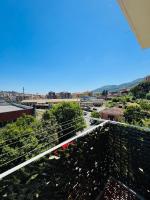 Dreibettzimmer mit Balkon