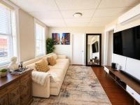 3 Bedroom Smart Apartment Sleeps 11 just 20 min to Times Square - Bed and Breakfast West New York