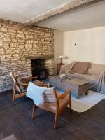 Luxury Cotswolds Townhouse with Scandinavian Soul - B&B Chipping Norton