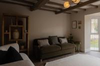 The Nook - Boutique Cottage with Hot Tub & Views - B&B Embleton