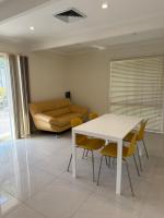 Bright Double Room N Winston Hills - Chambres d'hôtes Toongabbie