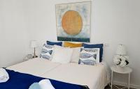 Esmeralda II - stylish with pool, private parking, AC, Wi-fi, top location, in Olhão - B&B Olhão