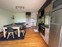 Juan les Pins Joli T2 parking inclus! - B&B Antibes