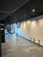 V'One - Bright & Spacious Apartment - Free Parking - Chambres d'hôtes Timişoara