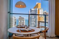 Apto de Luxo com Vista Mar no Corredor da Vitória com Segurança Piscina Academia Lavanderia Garagem 902 - B&B Salvador