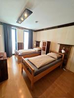 STAY Kanalhaus - Zentral, 3 Schlafzimmer, Einzelbetten, self check-in, 3 Parkplätze, WLAN - B&B Papenburg