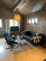 Koselig hytte med bra solforhold på Skeikampen - B&B Svingvoll