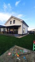 SIL House - Chambres d'hôtes Sântandrei