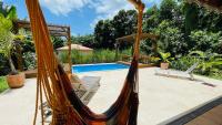 Villa T3 au calme, piscine privée, mini résidence - B&B Petit-Bourg