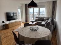 City View Apartment with Free Private Parking - Prishtina Center - B&B Pristina