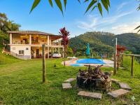 CHÁCARA DOMINGOS MARTINS - SANTO GRAAL - Montanhas, Corredeiras, Piscina, Natureza e Paz - B&B Domingos Martins