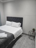 Cottage with High-Speed Wi-Fi - Bed and Breakfast Centane