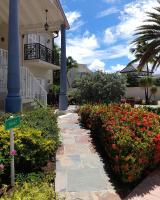 Cap Cove Resort 3BR Villa with Pool Near Beach and Rodney Bay - Chambres d'hôtes Gros Islet