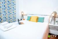 LARGE COMPLETE APARTMENT, In The Center With Balcony - Chambres d'hôtes Saint-Jacques-de-Compostelle