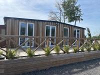 Equi-Lodge dans un domaine équestre proche Disney - B&B La Houssaye-en-Brie