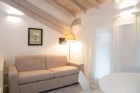 Urban Studio Apartment - Chambres d'hôtes Brescia