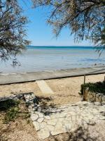 Stylish beach house in Privlaka - Chambres d'hôtes Privlaka