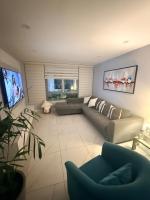 Modern and Cozy Appartment. Exclusive area. - Ferienwohnung Lima