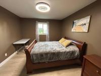 Cozy 3BR Cottage Near Lake Simcoe - Chambres d'hôtes Georgina