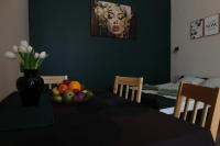 Vicky's Apartman 2 rooms, no loft climbing - Bed and Breakfast Boedapest
