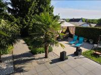 Gelbe Koffer - Design-Maisonette in Schiffweiler - private Terrasse & Grill - nahe Wald & See - Self-Check-in - 2 Parkplätze - Chambres d'hôtes Schiffweiler