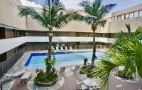 Duplex Close to HPU Waikiki Pool Terrace Laundry One and Half Bath for 15person - Chambres d'hôtes Honolulu
