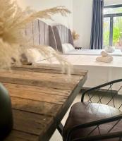 T-Homestay Bình minh xanh - Bed and Breakfast Ấp Lập Điền