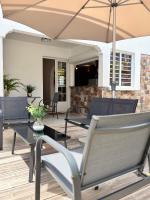 Woody Studio Tropical Suite with Private Pool - Ferienwohnung Les Abymes