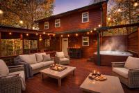Cozy Hot Tub Cabin • Fire Pit • Near Blue Ridge - B&B Blairsville
