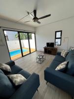 Serenity Villa - Bed and Breakfast Trou aux Biches