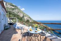 Casa Blue Praia Privacy, nature and endless views by Maravista - Chambres d'hôtes Praiano