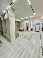 Spacious brand new studio close to train station - B&B Bishkek