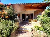 Case 800 mt dal mare - Casa Flora e Casa Aurora - B&B Tertenia