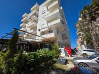 Sunny Waves Seafront Apartment - Bed and Breakfast Vlorë