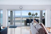Harbor Shores - Oceanfront Escape close to Shops - B&B Victor Harbor