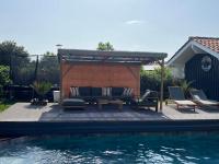 Villa climatisée avec piscine à LEGE CAP FERRET - B&B Lège-Cap-Ferret