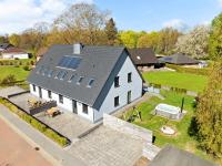 Family Home "Rieke" 5 SZ, Pool, Sauna und Terrasse - Ferienwohnung Malchow