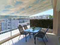 Skyfall Studio Marousi - B&B Atene