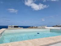 Rooftop Pool, Luxury Apartment in Sliema - B&B Sliema