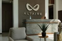Altaire, Luxury Skyline Apartment with Pool & City Views - Ferienwohnung El Arado