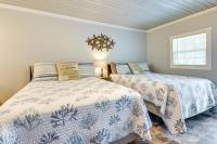 1 Mi to Pier: Ocean Isle Beach Studio w/ Patio! - Bed and Breakfast Ocean Isle Beach